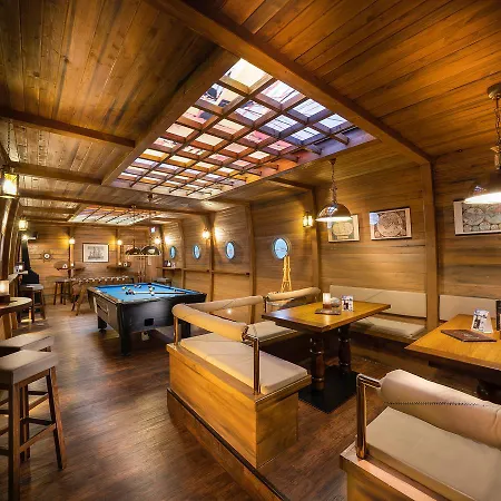 Hotel Strandhotel Duhnen 4*