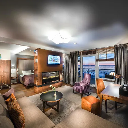 Отель Strandhotel Duhnen 4*